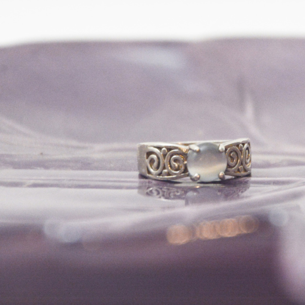 Sterling SIlver .925 Ring with Moon Stone